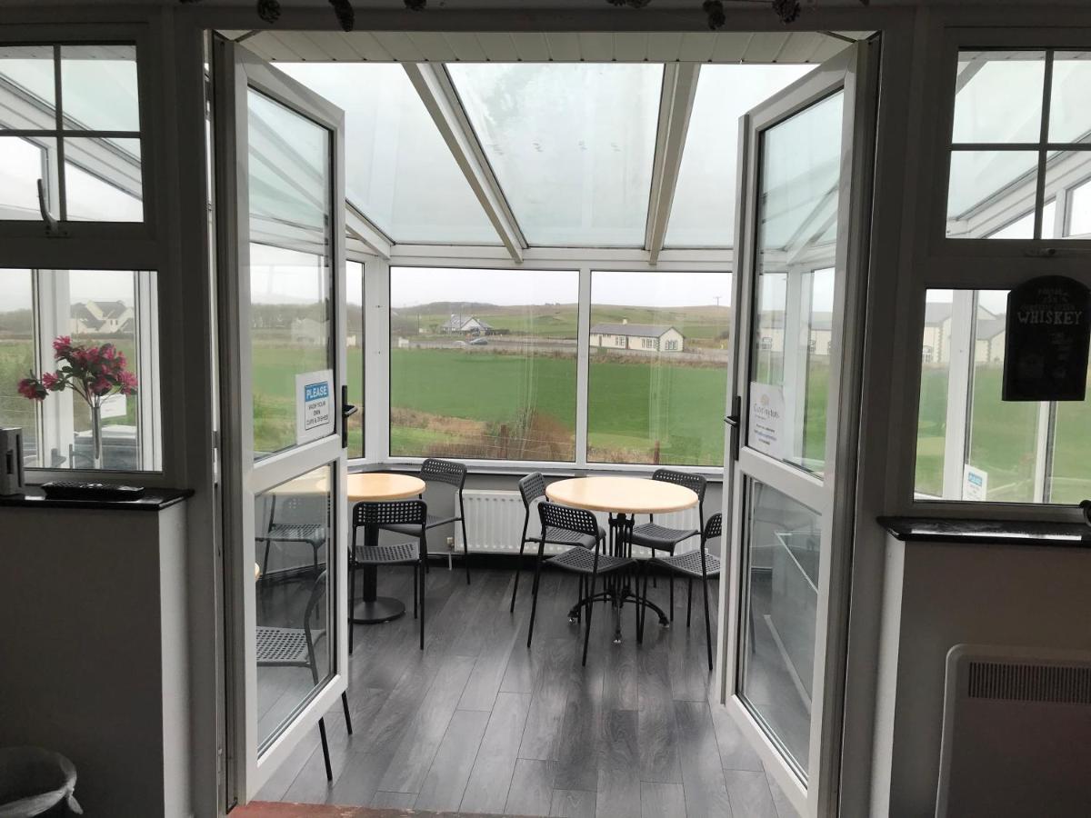 Finn Mccools Giants Causeway Hostel Bushmills Buitenkant foto